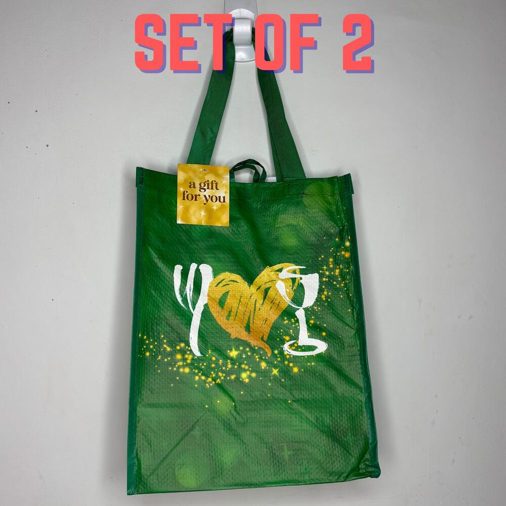 Set 2x Wegmans Green Christmas Holiday Heart Reusable Grocery Tote Gift Bag NWT!